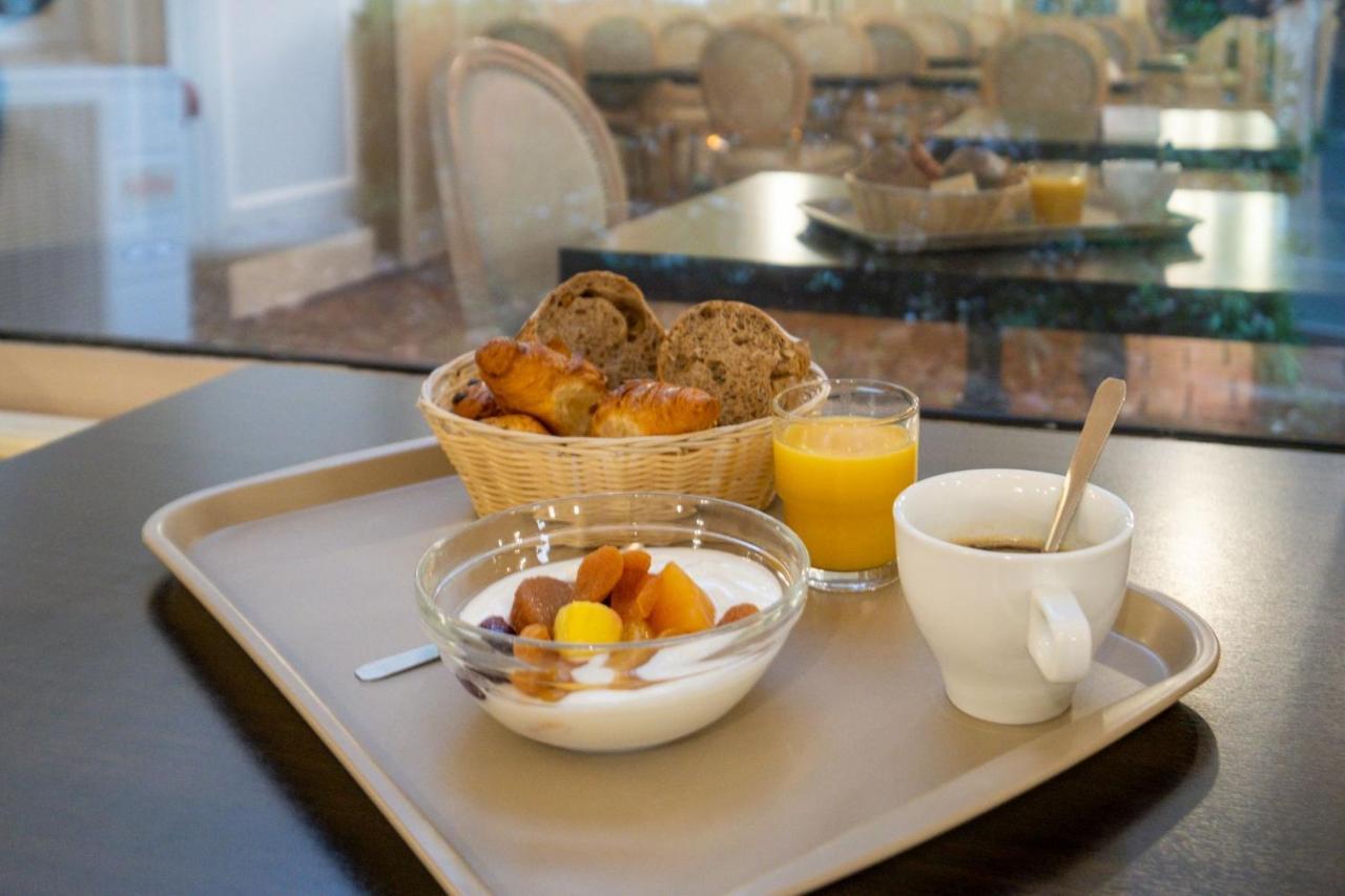 Hotel Mileade Mediterranee - Port-Fréjus 外观 照片