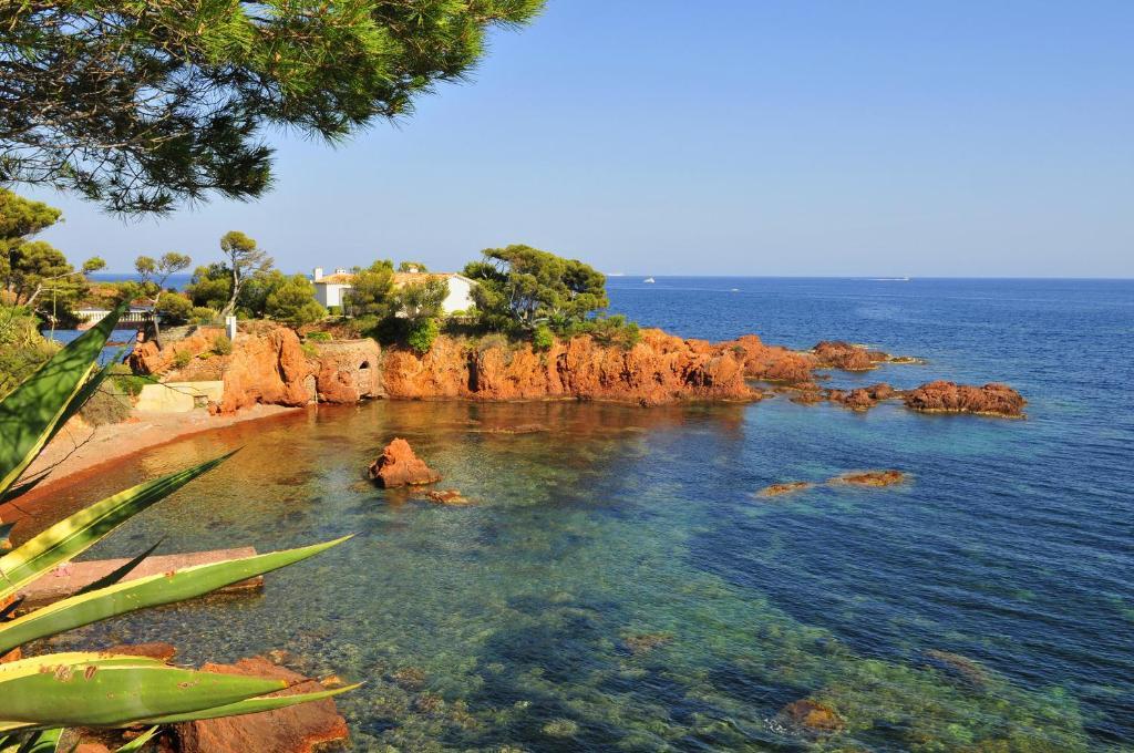 Hotel Mileade Mediterranee - Port-Fréjus 外观 照片